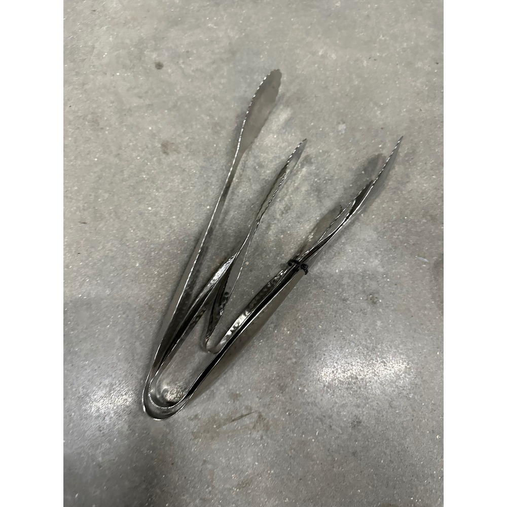 Hammered Silver Metal Serving Tongs Set of 2 Scalloped Edge Buffet Utensils